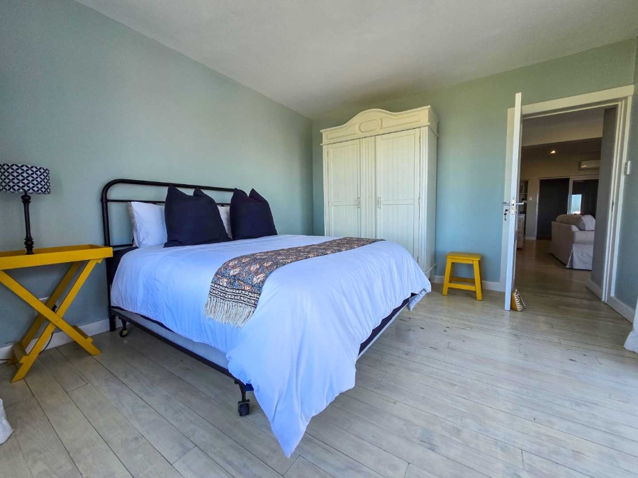 4 Bedroom Property for Sale in Stilbaai Oos Western Cape